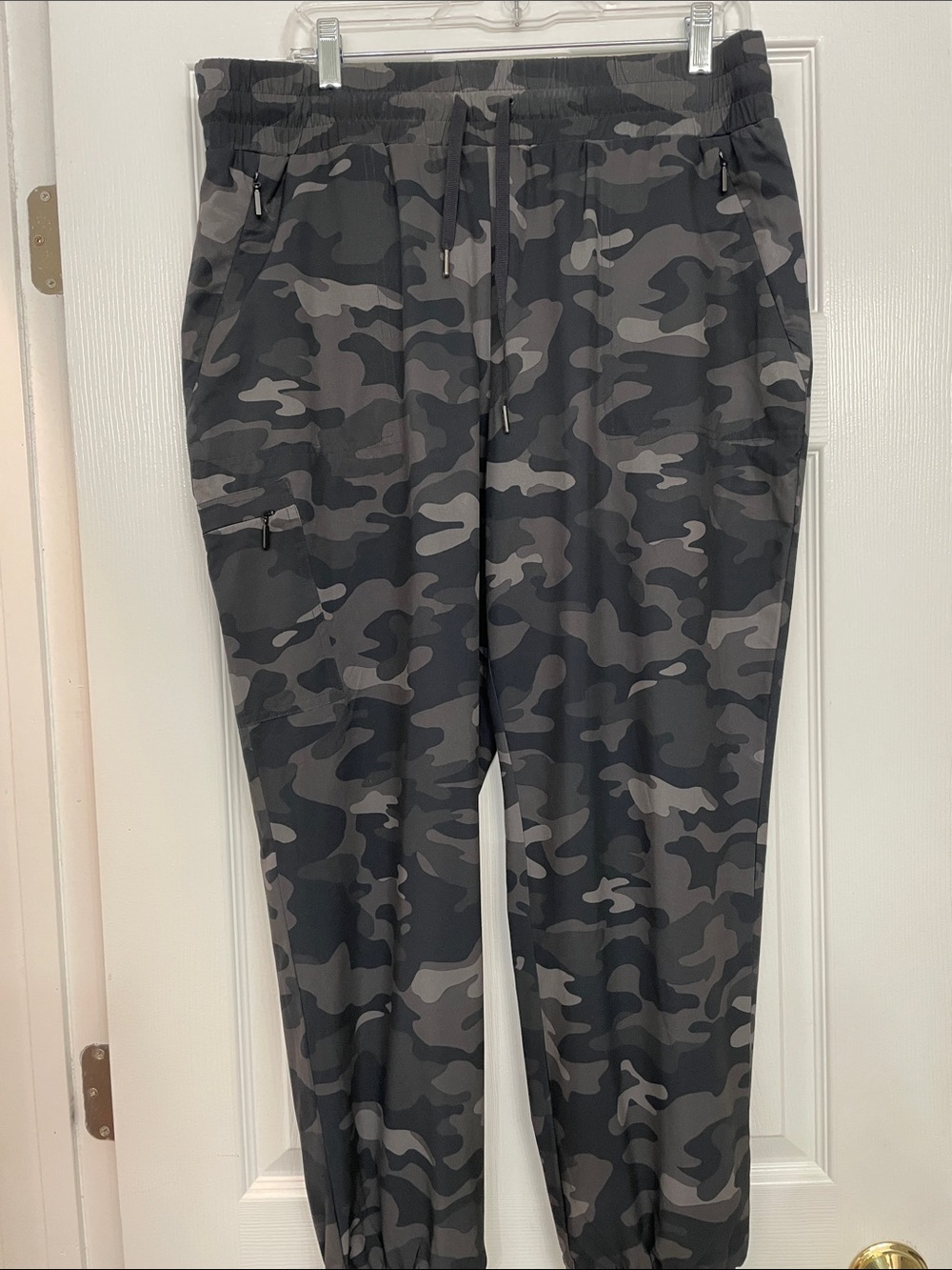 Chico’s Zenergy camo joggers